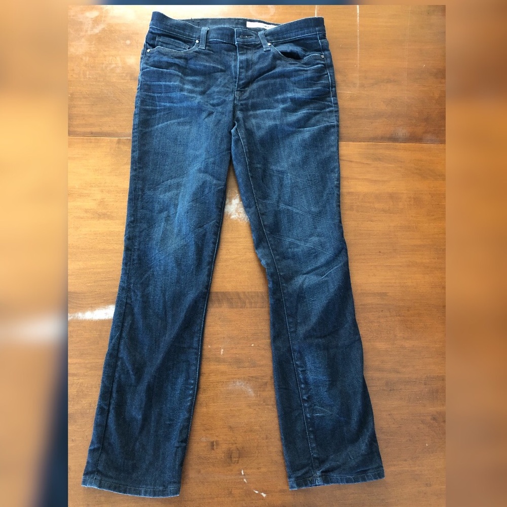 DKNY Jeans